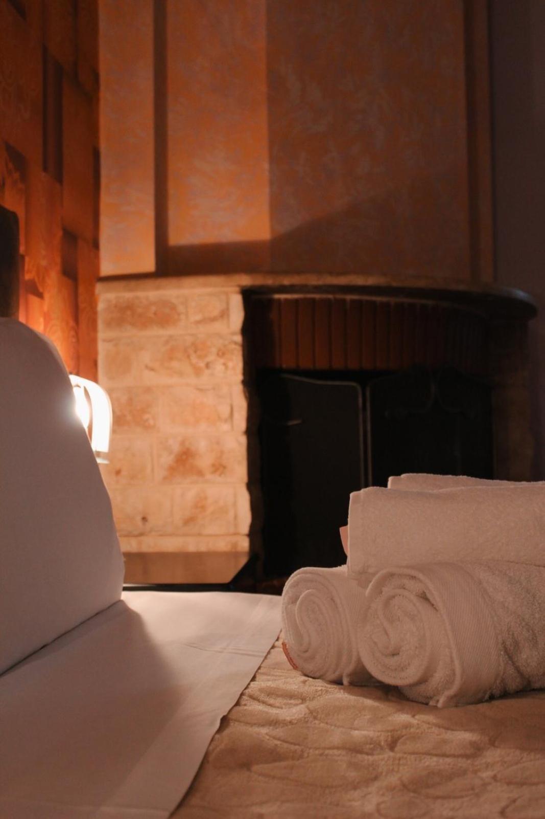 Káto Loutrákion Enastron Hotel מראה חיצוני תמונה
