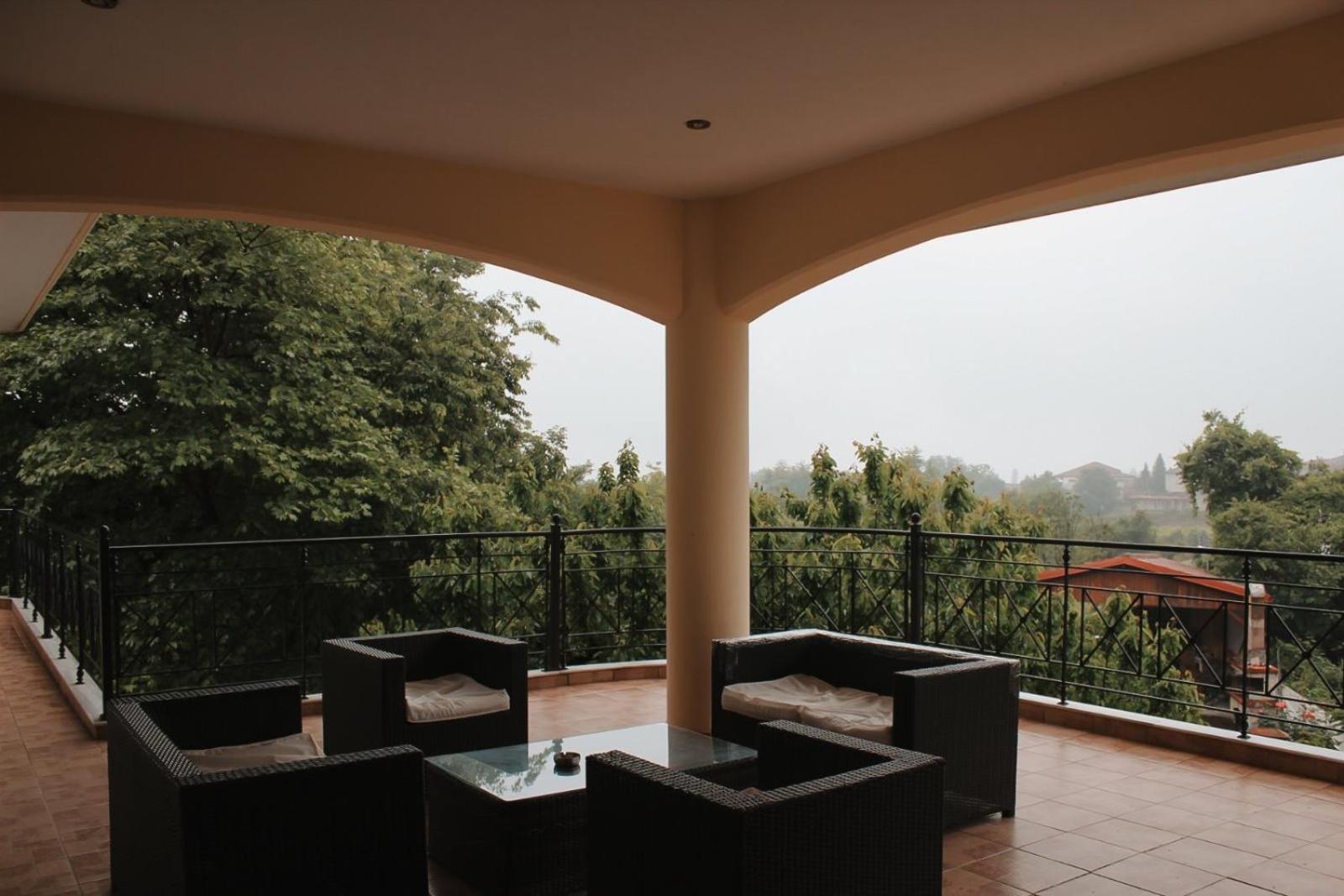 Káto Loutrákion Enastron Hotel מראה חיצוני תמונה